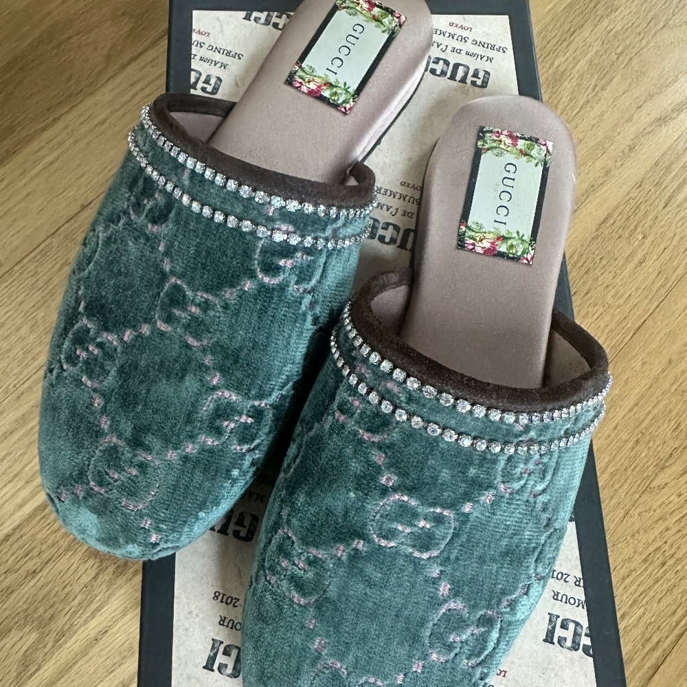 Women’s Gucci Queen GG Velvet Mules GG Pink Green Size 39 Shoes